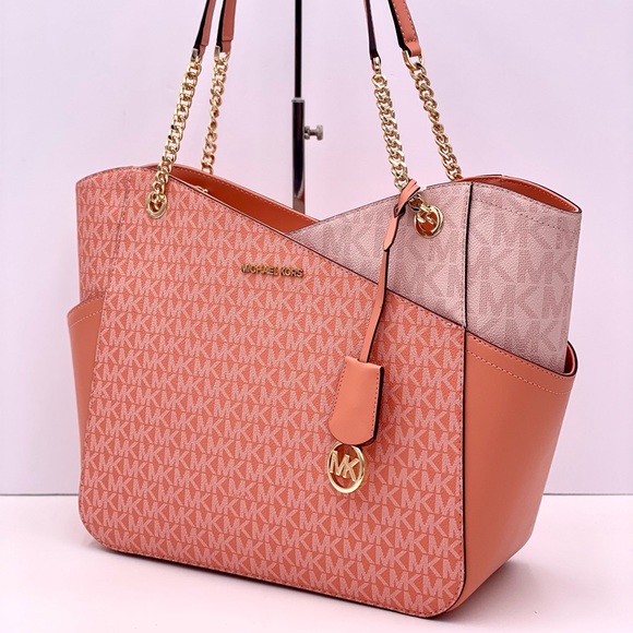 Michael Kors Jet Set Large Color-Block Saffiano Leather Tote Bag - Picture 10 of 12